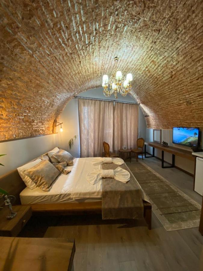 Alma Port Suites Istanbul Bagian luar foto