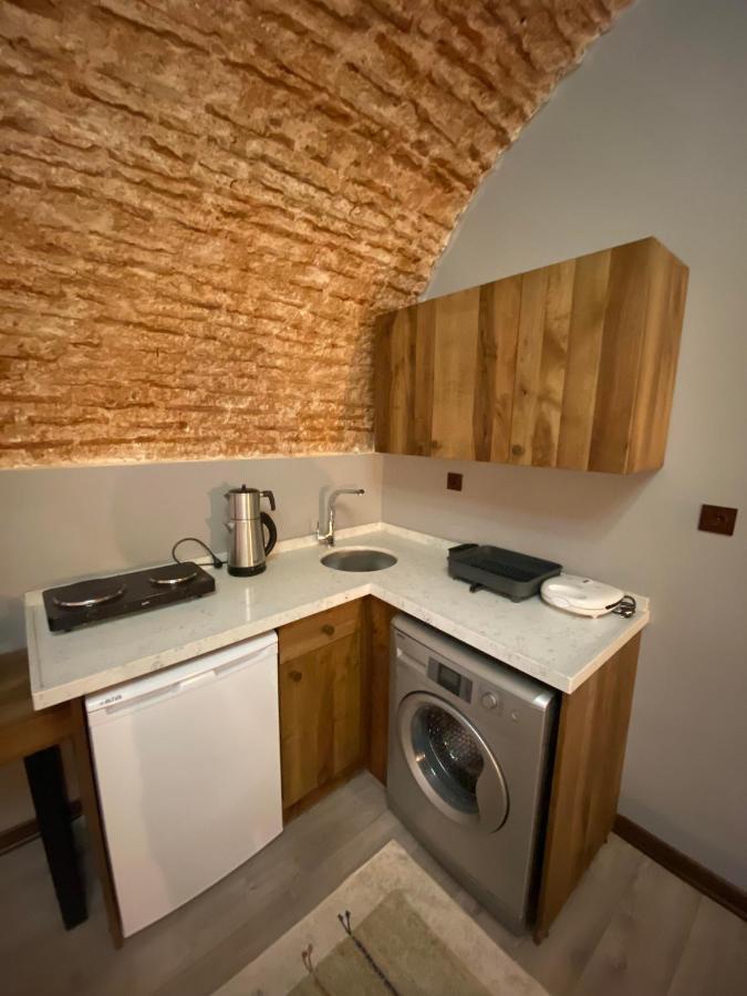Alma Port Suites Istanbul Bagian luar foto